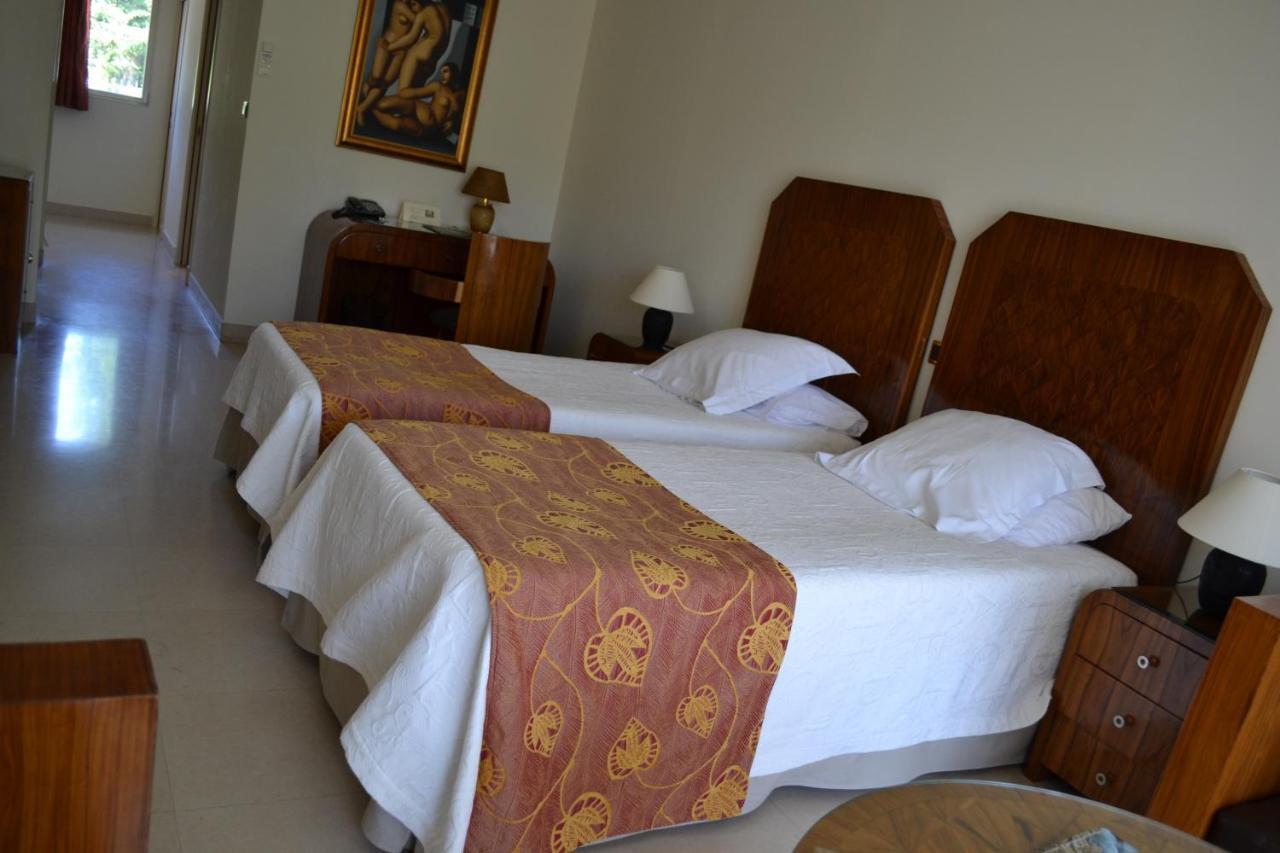 Logis L'Auberge - Maison Glenn Anna Saint Anne-dʼAuray Стая снимка